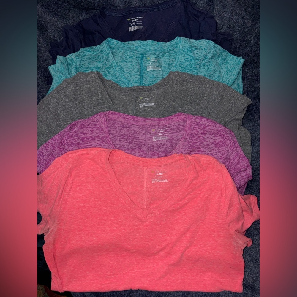 Tek Gear Women's Short Sleeve V-Neck Tops - LOT OF 5